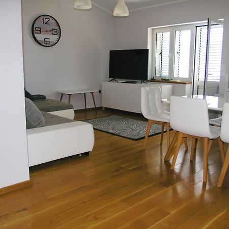 House Rozi Palit Exterior foto